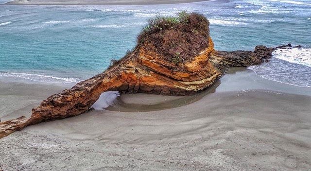 ★ MOMPICHE – ESMERALDAS
By : @lucasgarzonf
#Mompiche #ProvinciaDeEsmeraldas #DiscoverEcuador #EcuadorPotenciaTuristica #EcuadorIsAllyouNeed #EcuadorTuristico #EcuadorAmaLavida #EcuadorPrimero #Ecuador #SoClose #LikeNoWhereElse #ViajaPrimeroEcuador #AllInOnePlace #AllYouNeedIsEcuador #PaisajesEcuador #PaisajesEcuador593 #FeelAgainInEcuador #Love #Nature_Wizards #Nature_Perfections #Wow_America #World_Shots #WorldCaptures